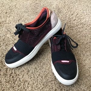 Vaneli Onella Sneaker - Sise 8